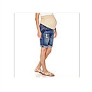 Planet Motherhood Maternity Bermuda shorts